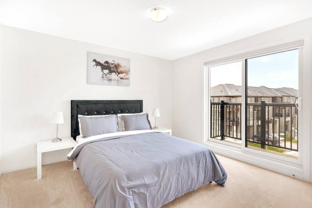 Tulip Smartments Brampton-Spacious 4 Bedroom Near Airport