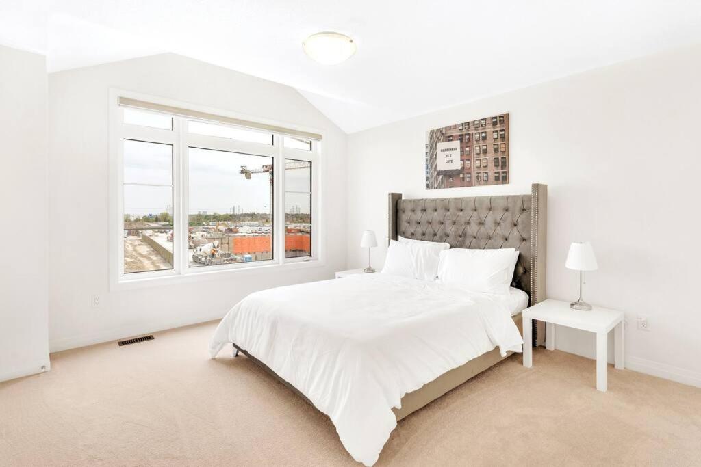 Tulip Smartments Brampton-Spacious 4 Bedroom Near Airport