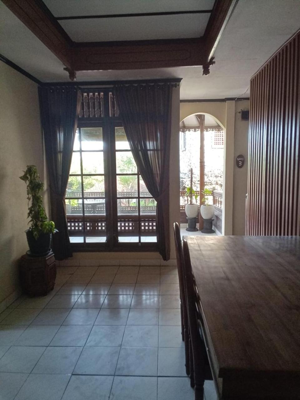 Lestari Homestay