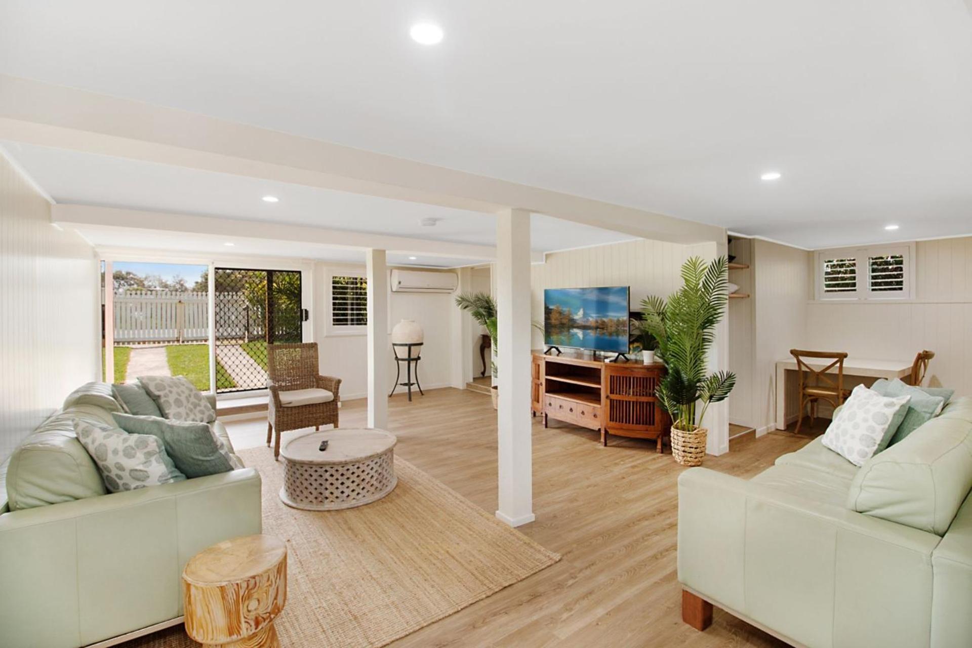 Oceanfront Beach House On Marine Parade