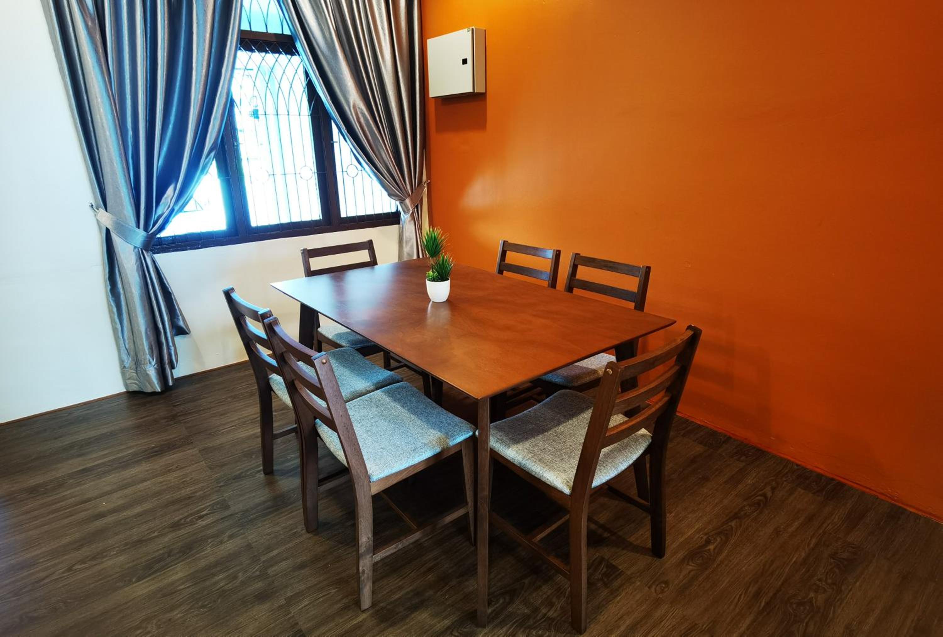 Retro style homestay