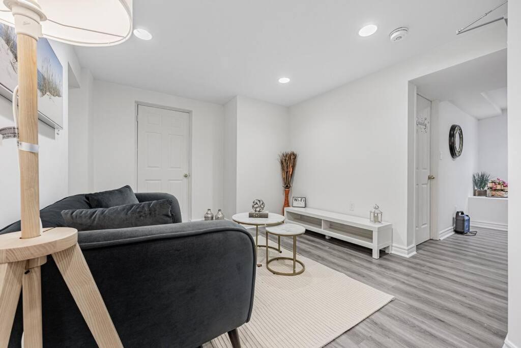 Cozy Haven Retreat 2Bed Basement