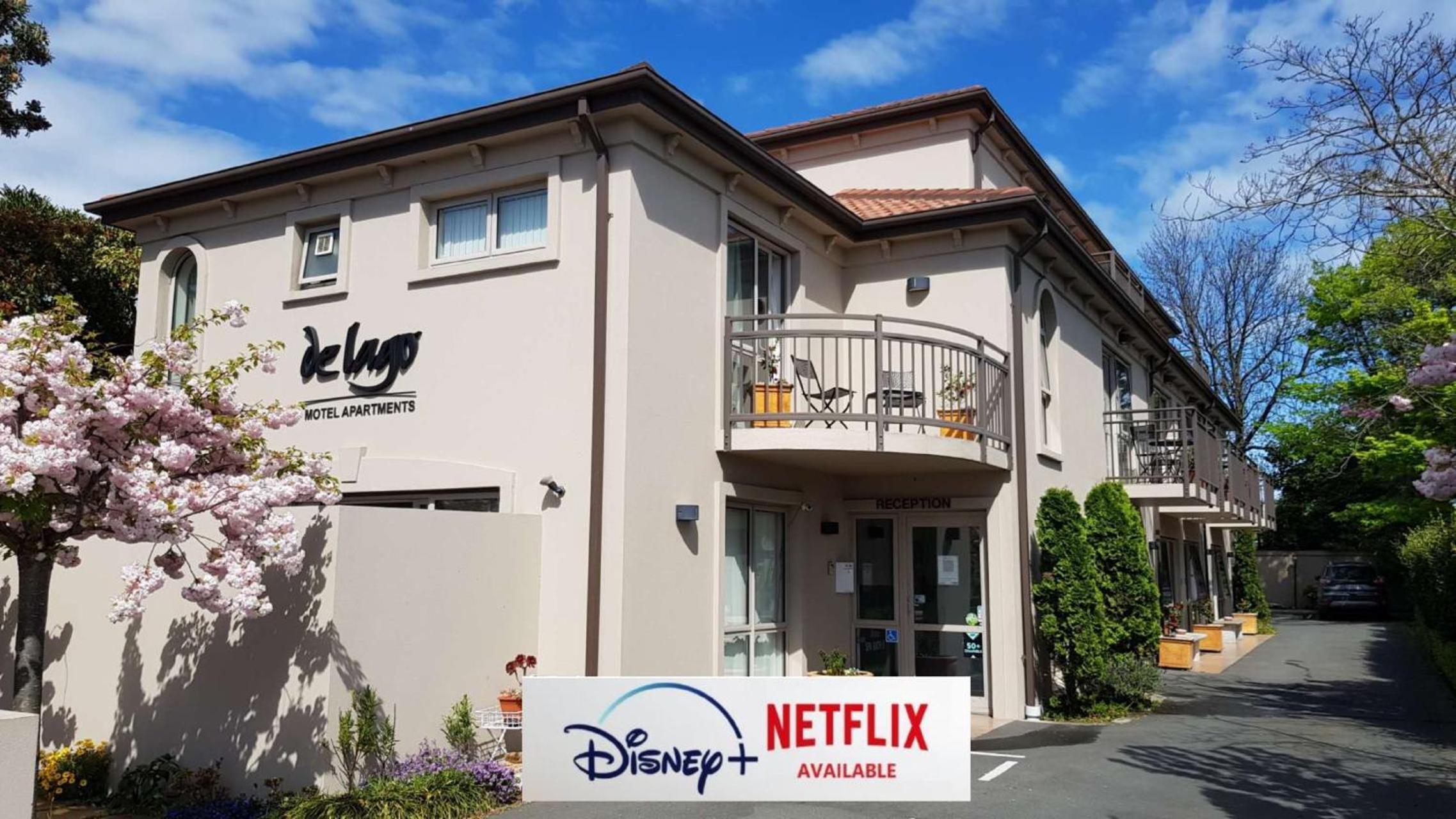 Hotel Delago Motel/Apartments - Image 1