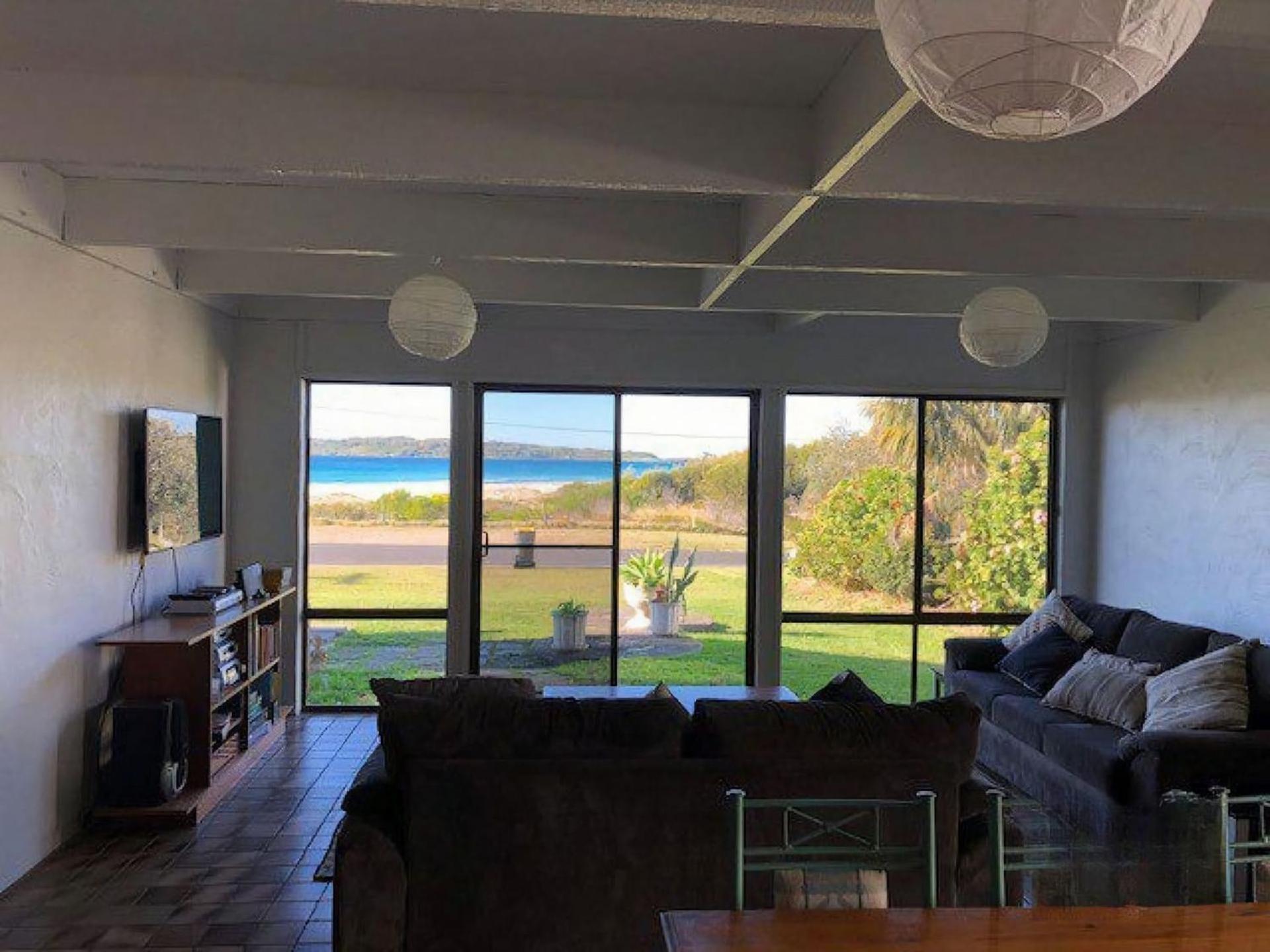 Ocean Front on Malibu