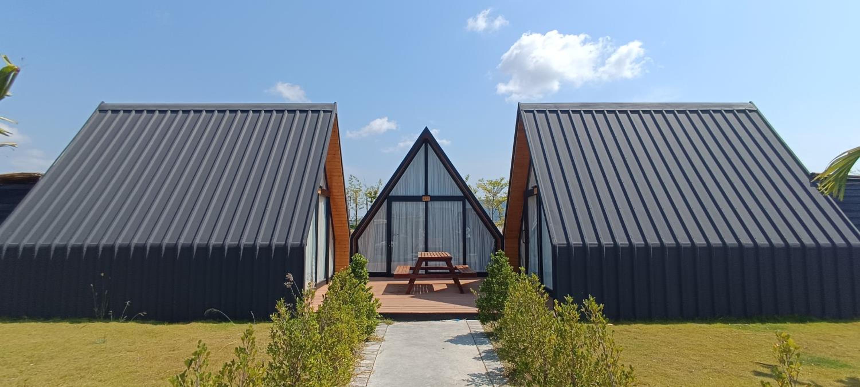 Summer Bay Beach Club & Cabins Sihanoukville by Preference