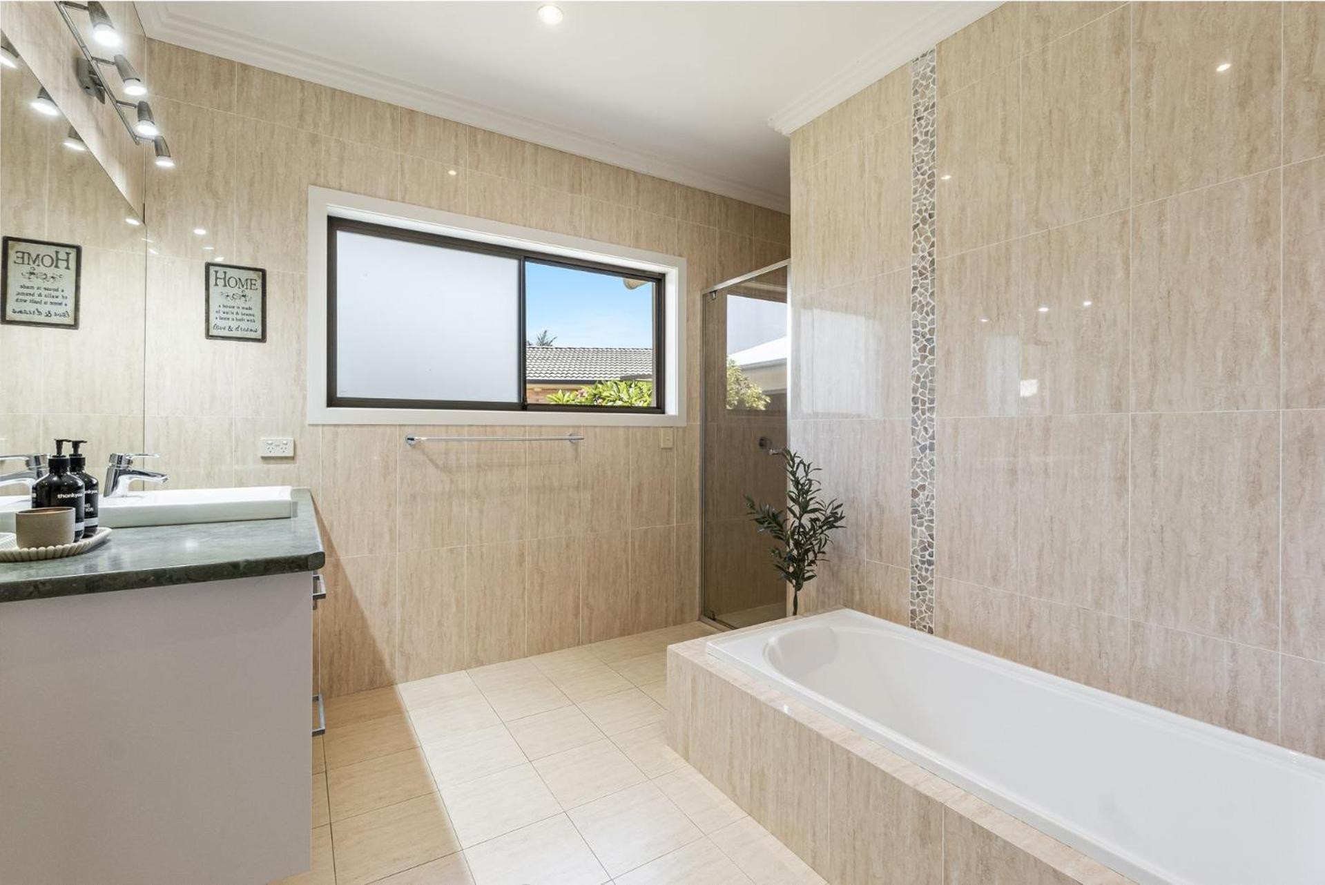 Jeffery River Retreat - Best Sunsets in Yamba - Holiday Yamba