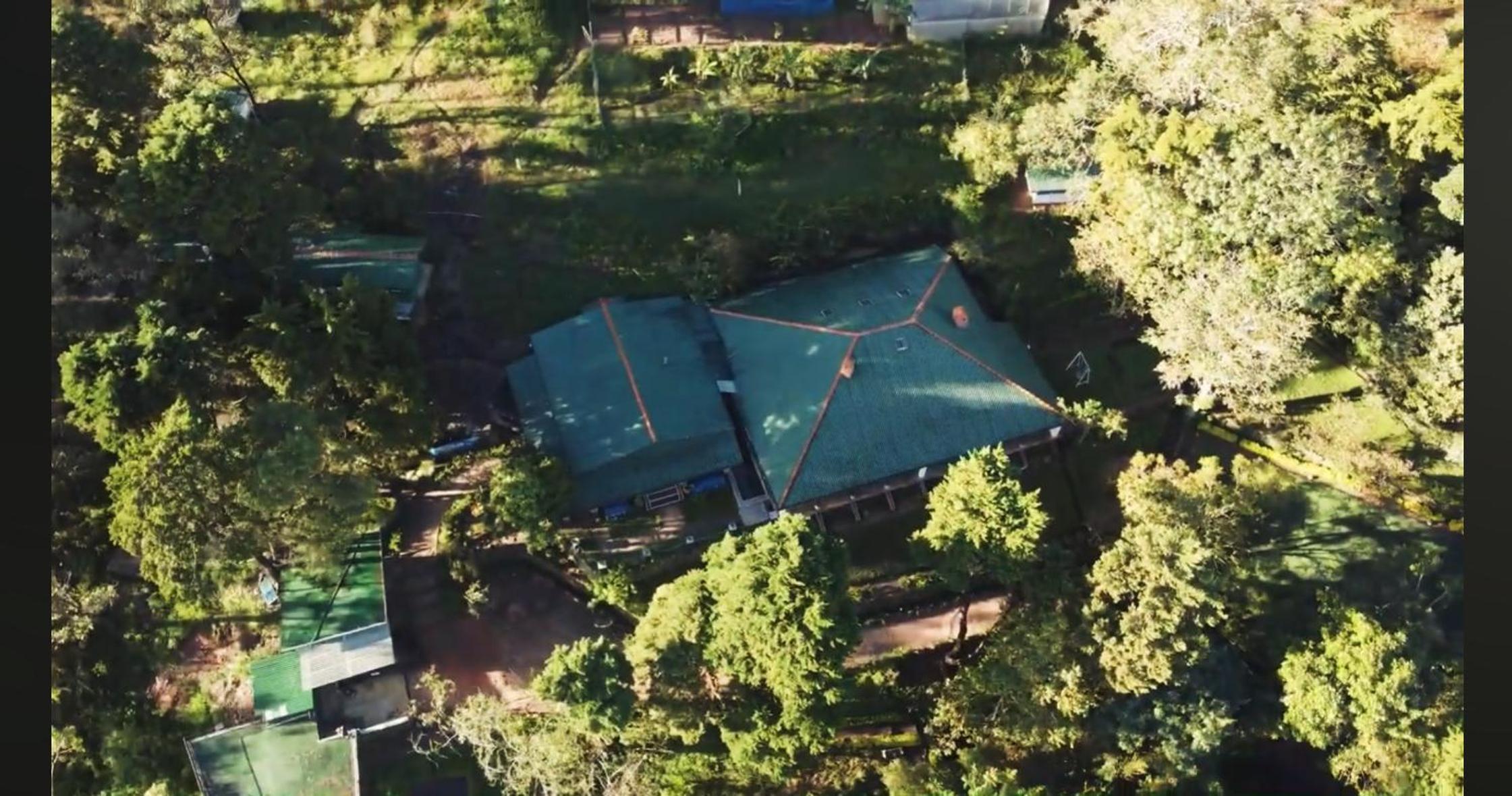 Eastland Bungalow, Hewaheta, Kandy view 2