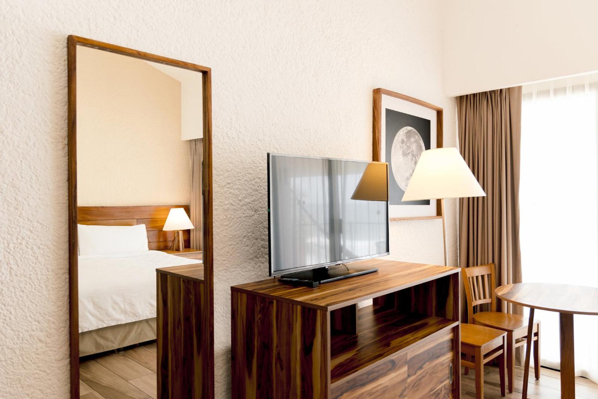 Holiday Inn Resort Ixtapa All-Inclusive, an IHG Hotel - Property Image 11