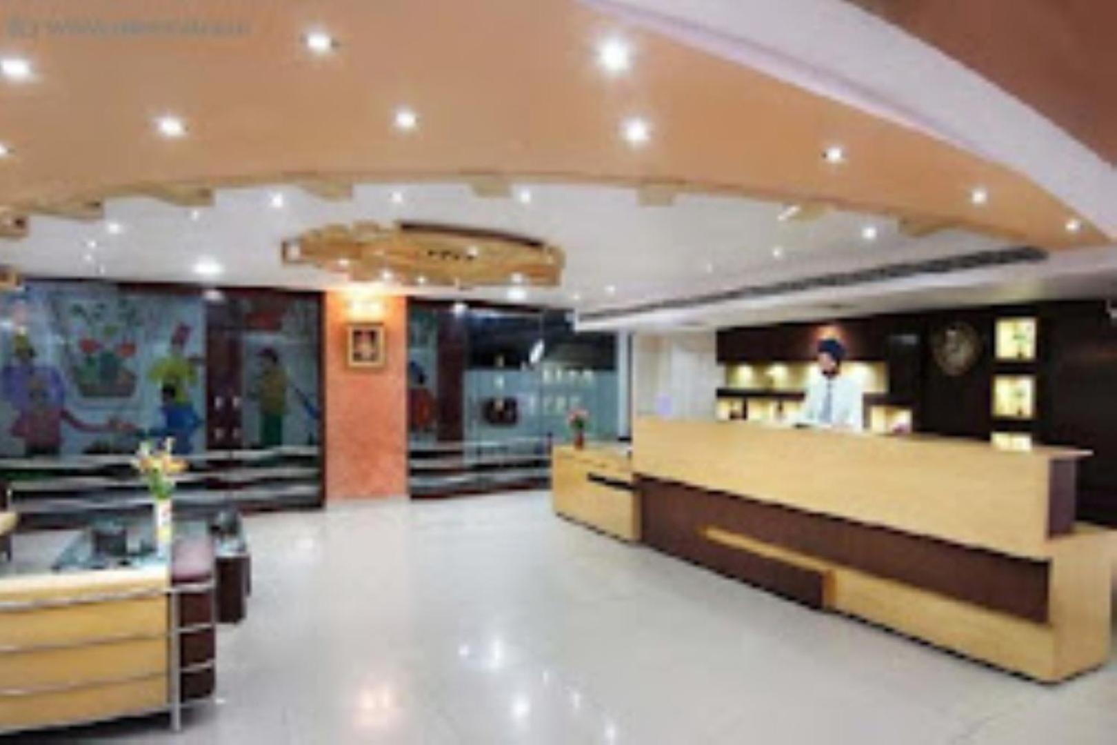The Gagan Plaza Hotel Kanpur view 5