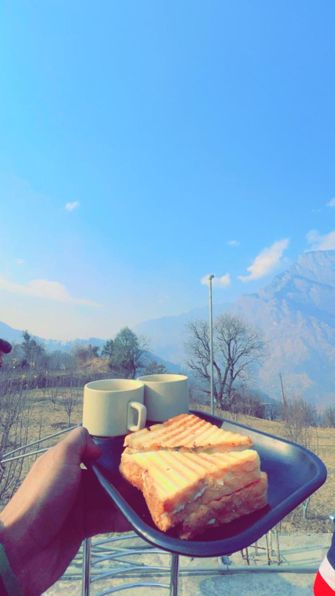 The nazara cafe