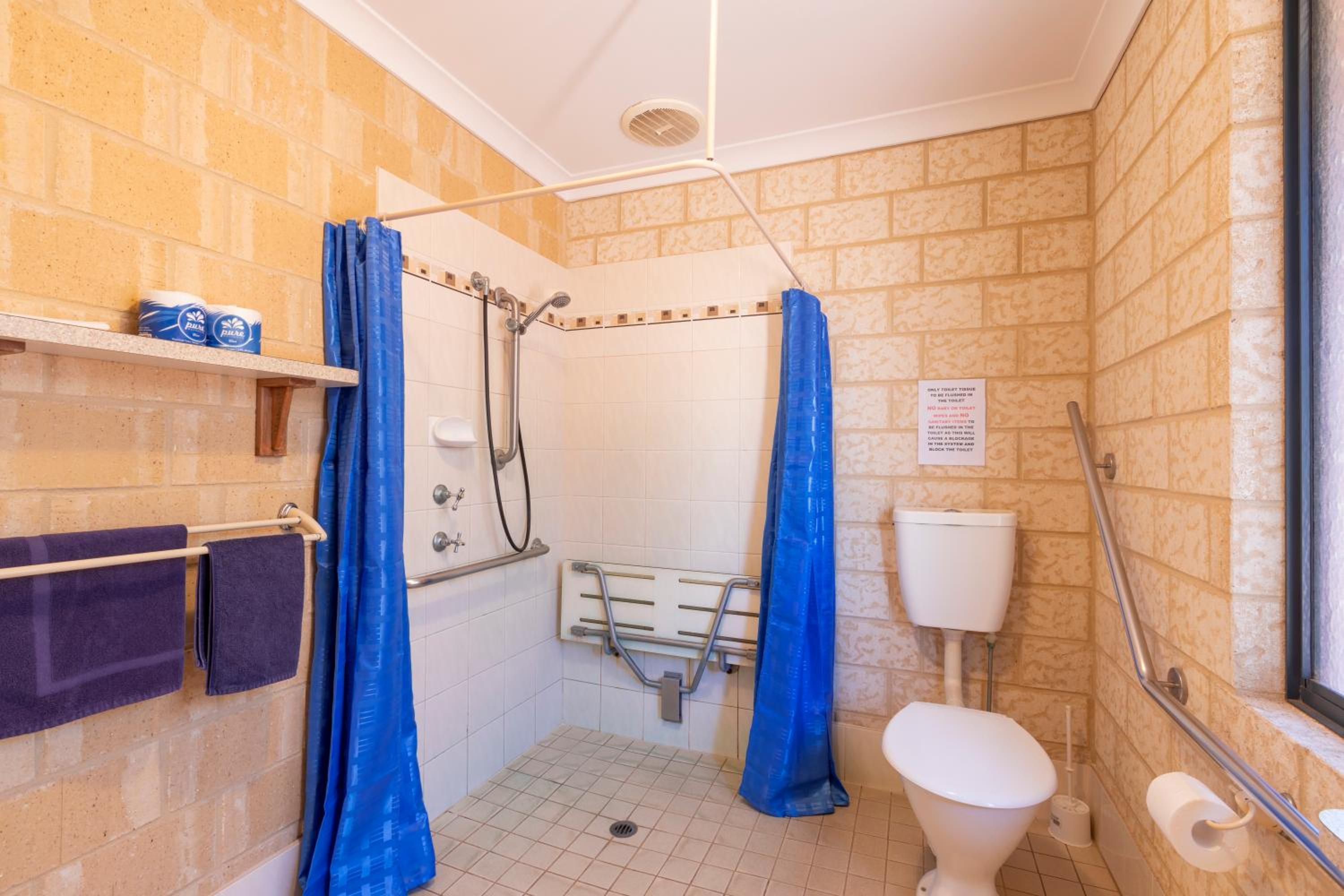 Kalbarri Tudor Holiday Park