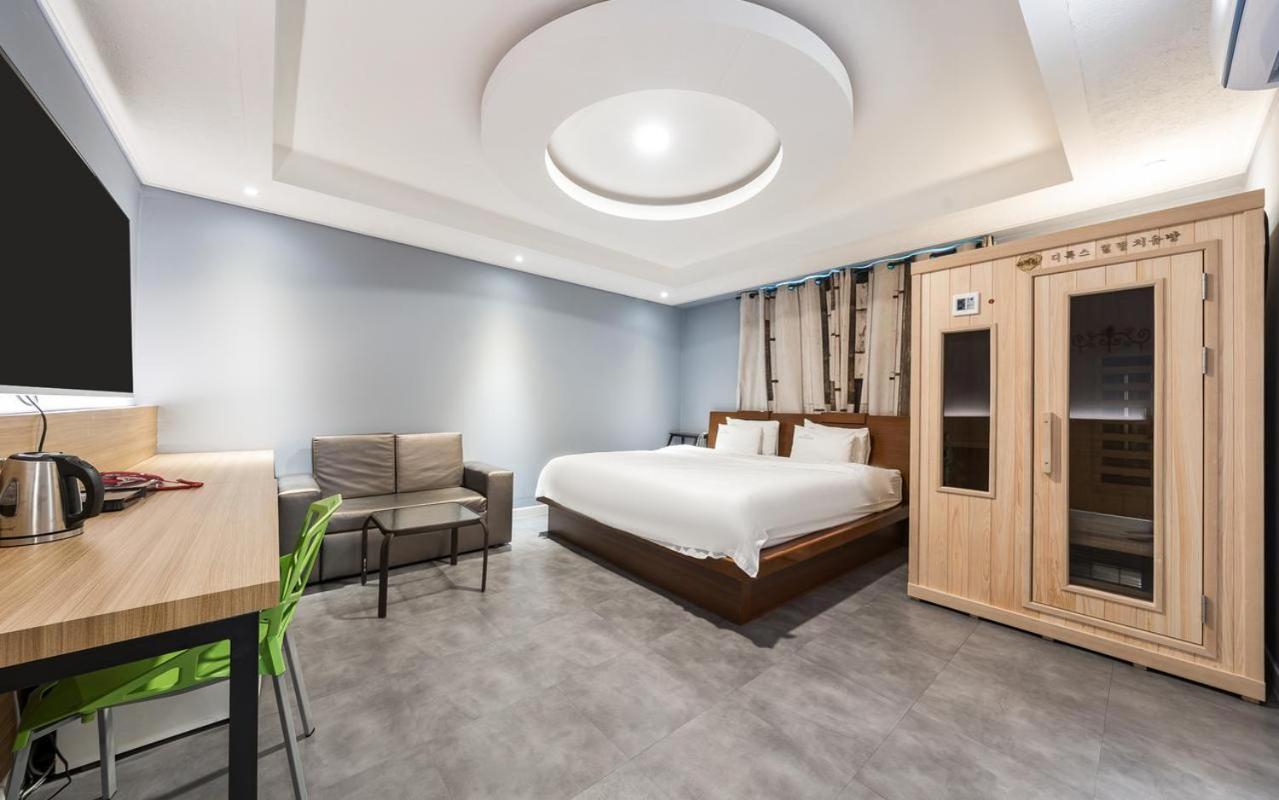 Hotel New Evergreen