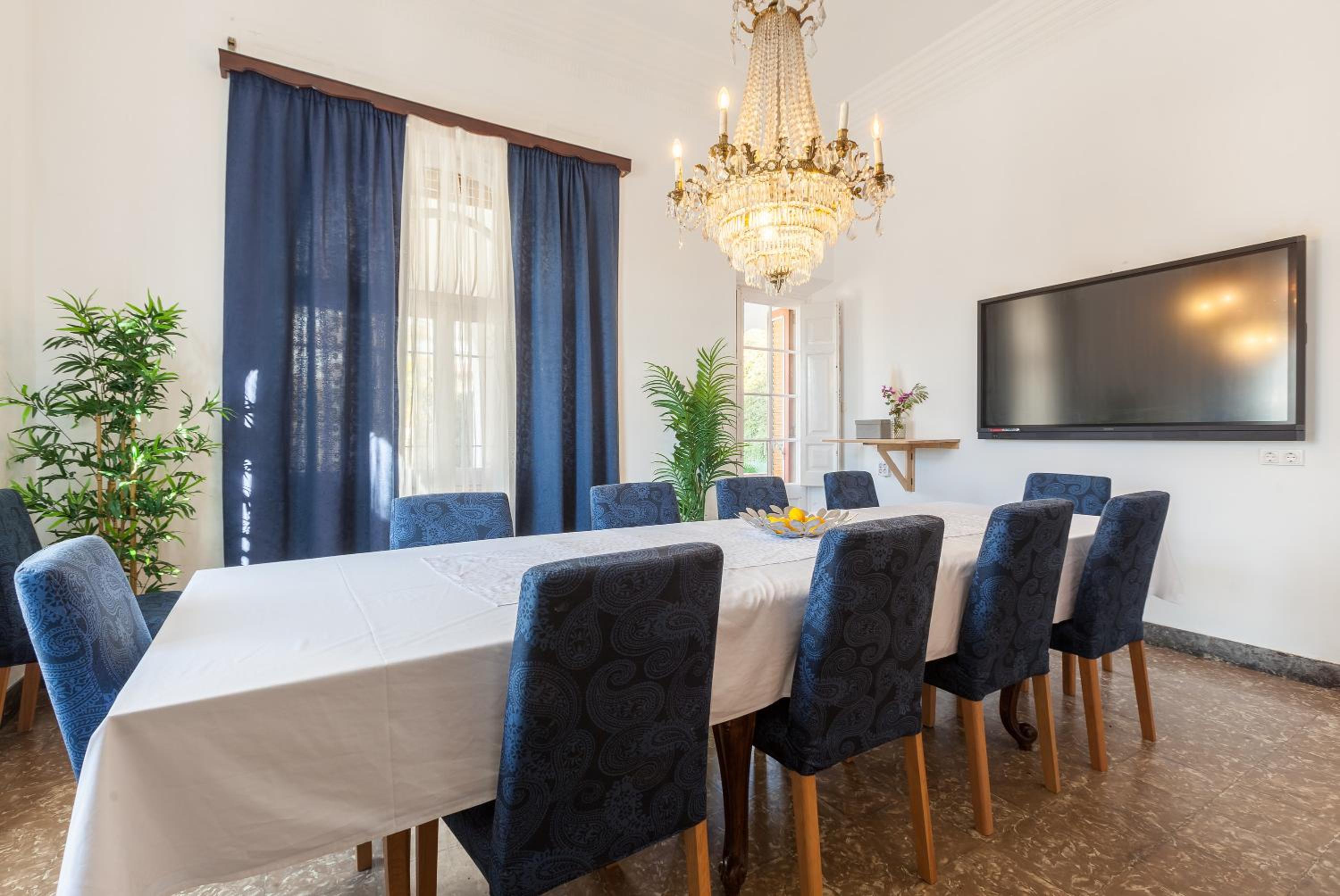meeting & event spaces