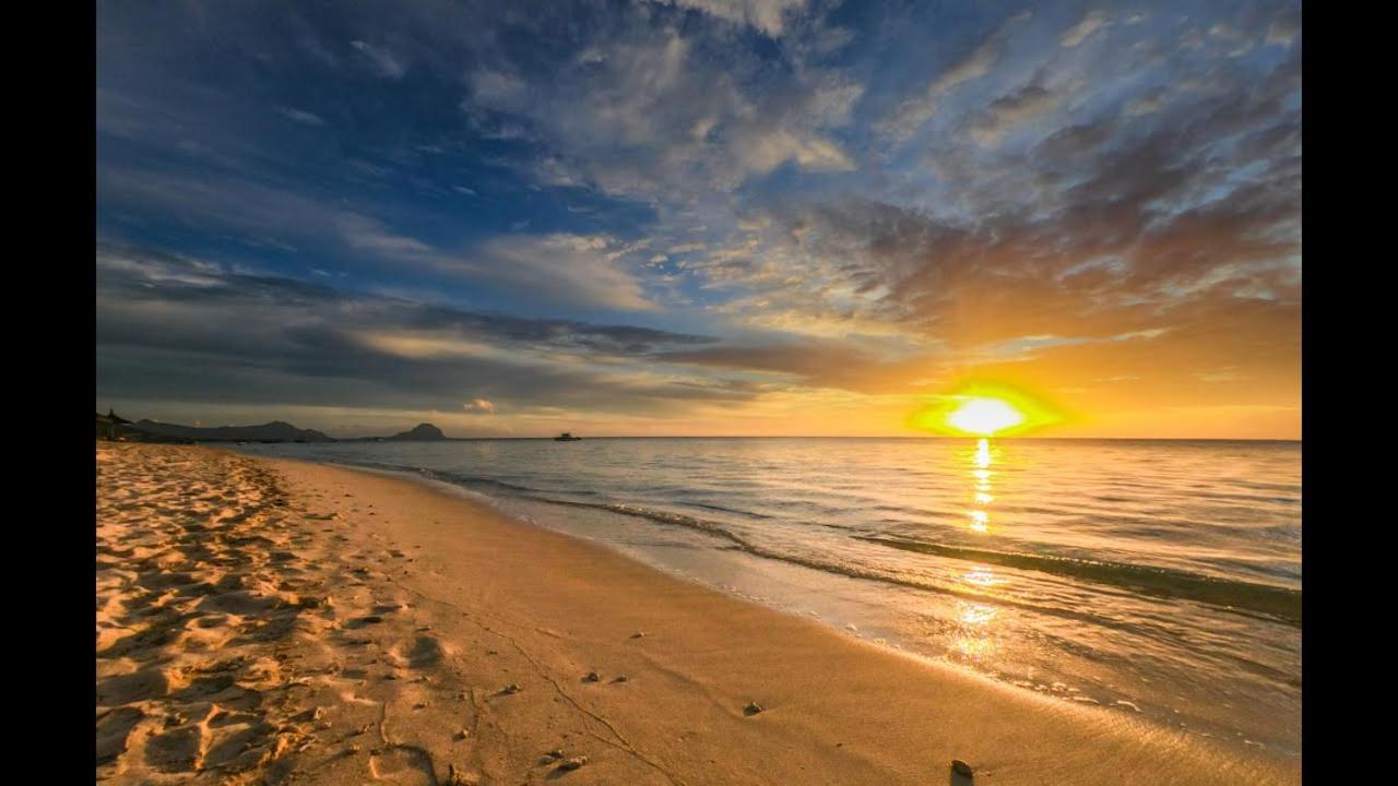 Sunshine Luxurious Villa:4 mins walk from beach