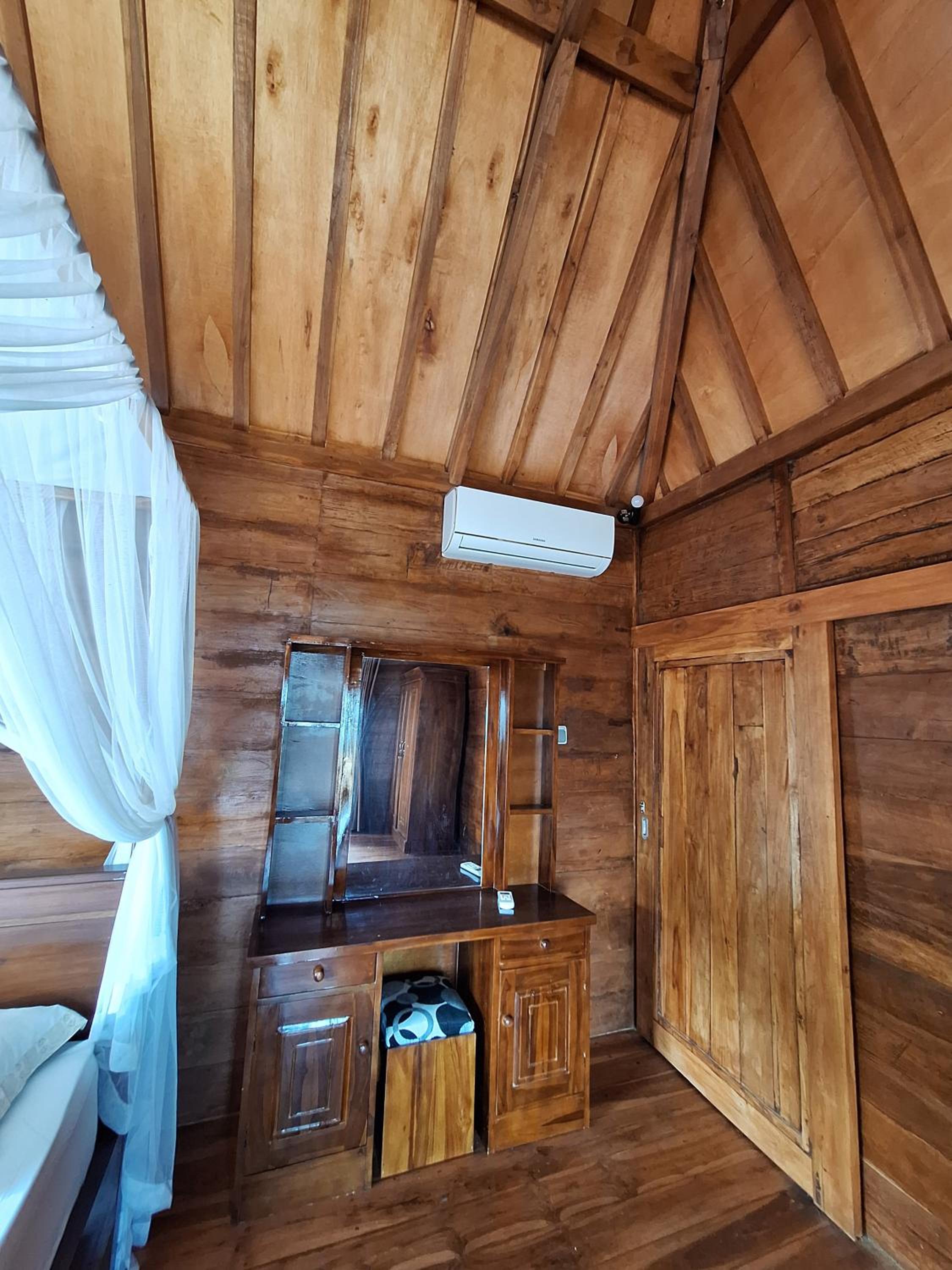 Rumah Wayans Lipah