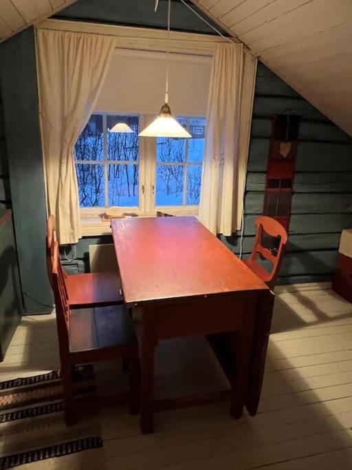 Det røde huset på Vågnes view 5
