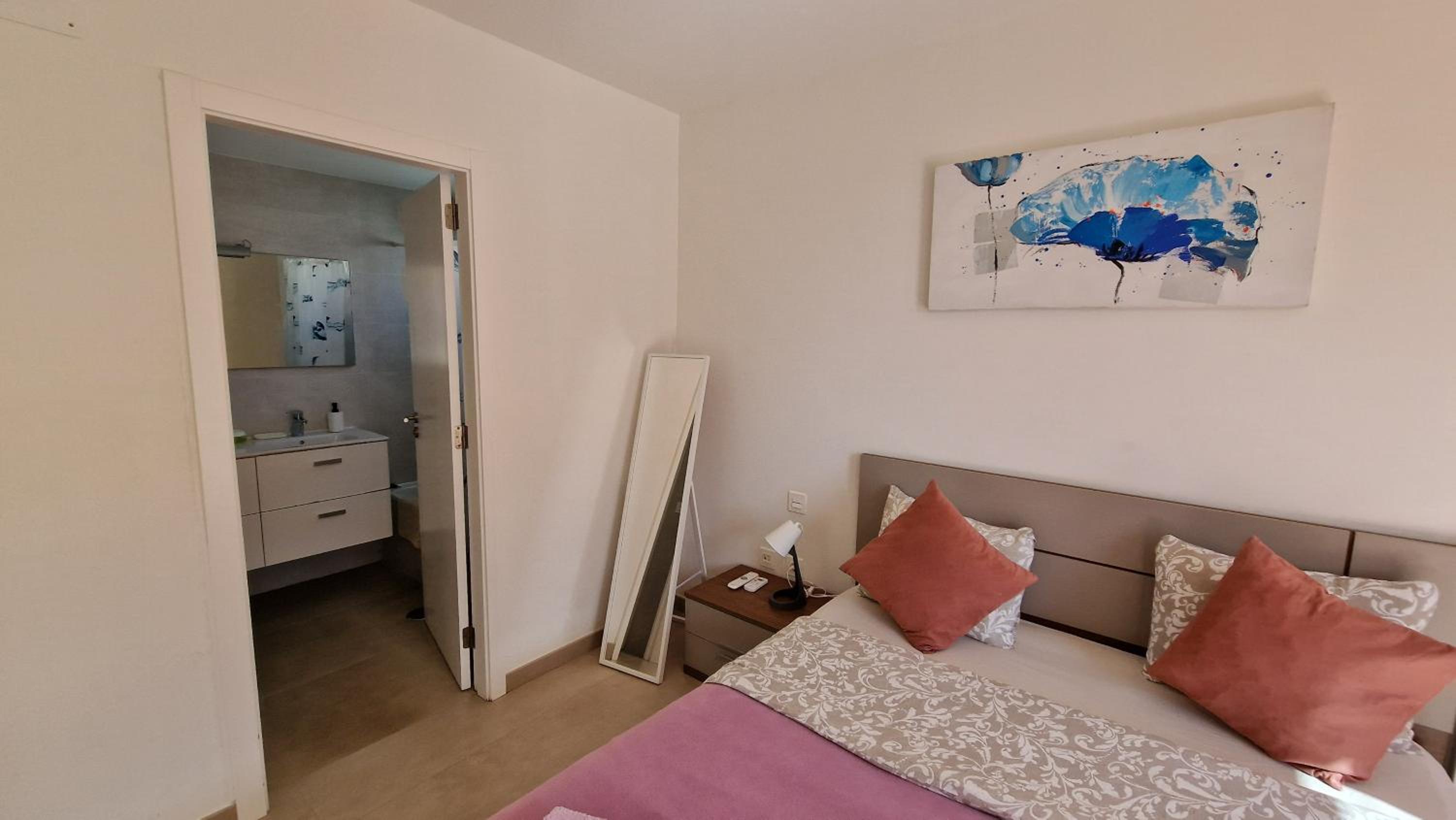 Villa Paraiso-Luxury Villa with Heated Pool