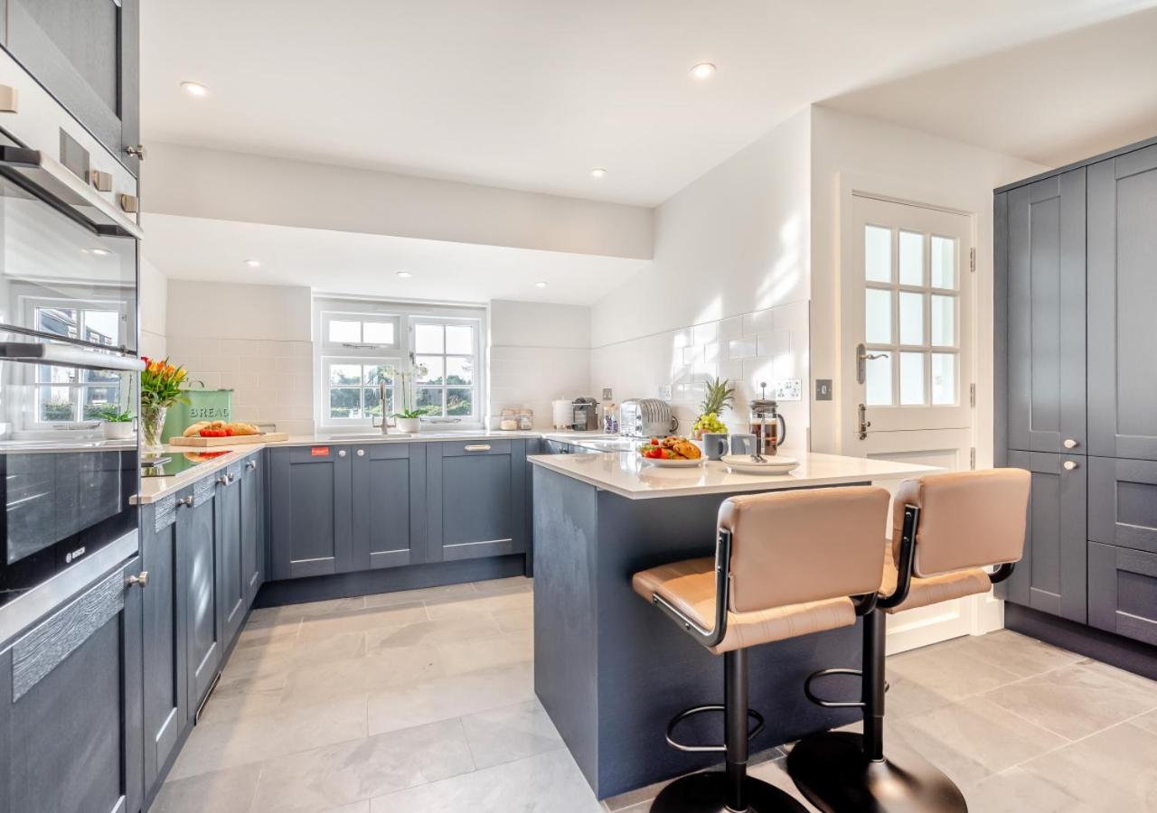 4 Bed in St. Merryn oc-e28379
