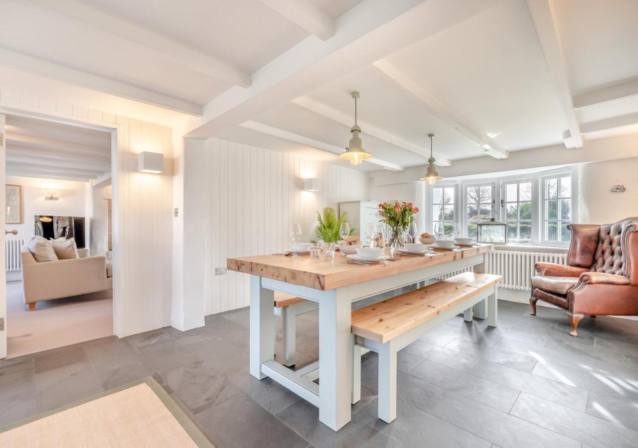 4 Bed in St. Merryn oc-e28379