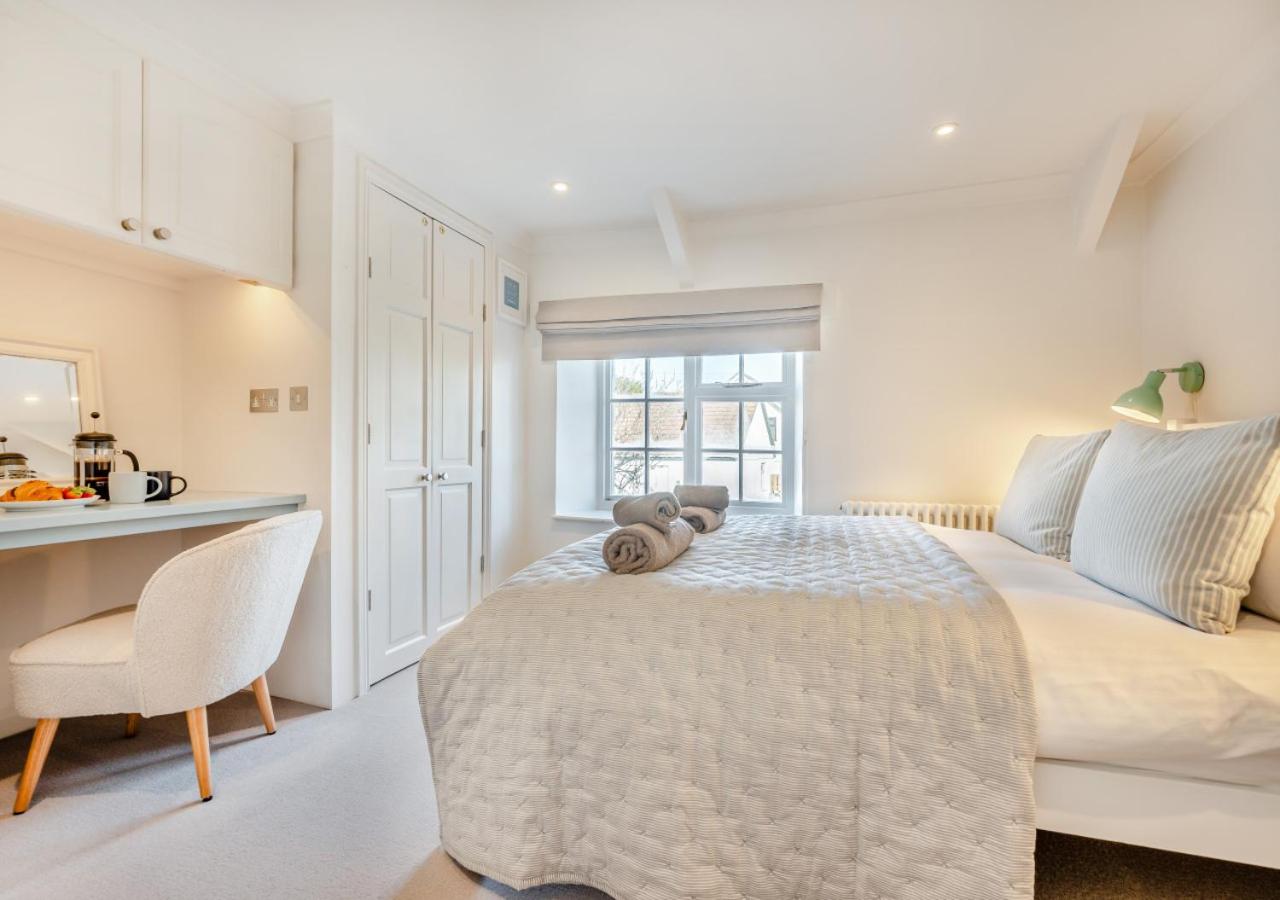 4 Bed in St. Merryn oc-e28379