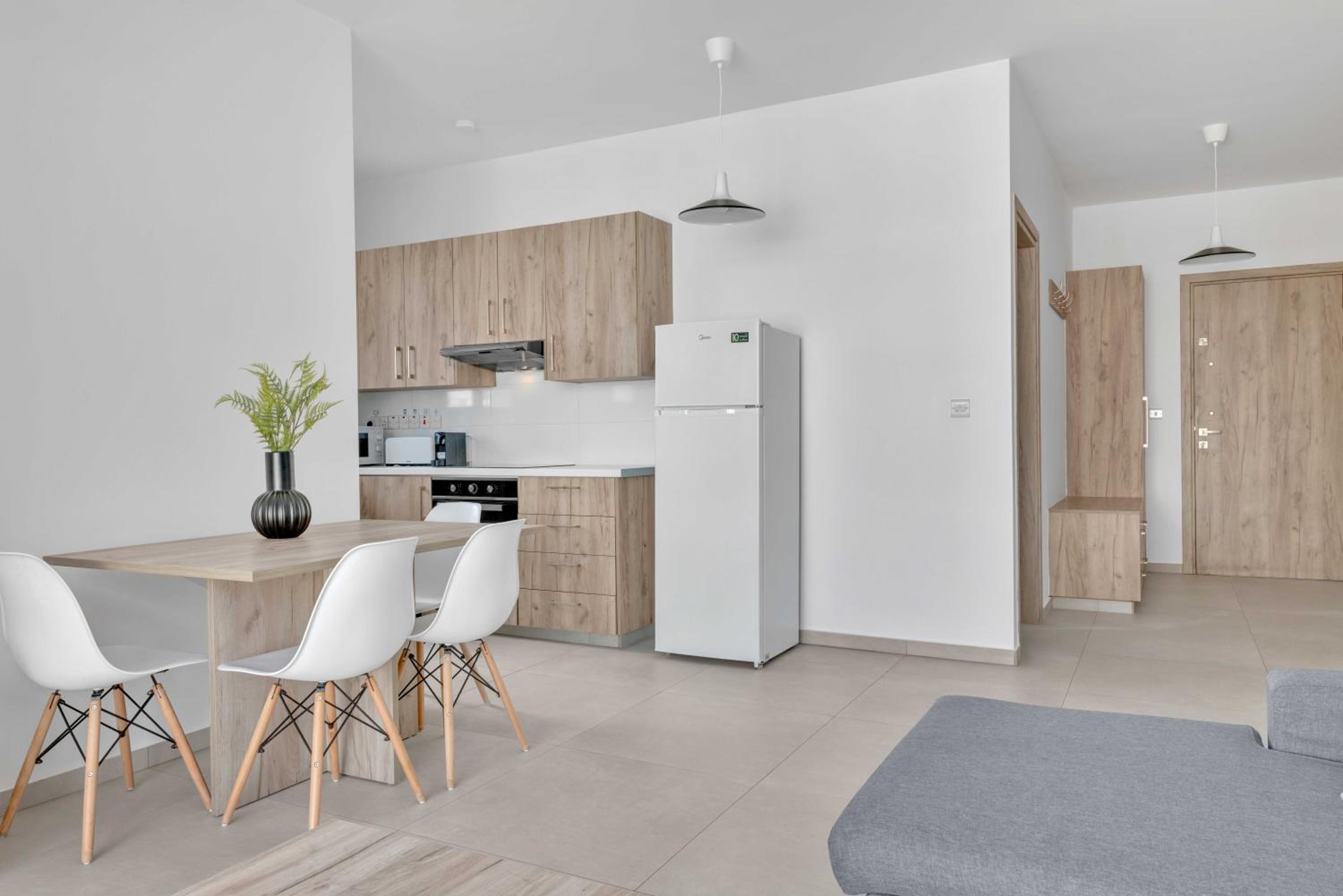 Phaedrus Living: Eolus Residences Artemis