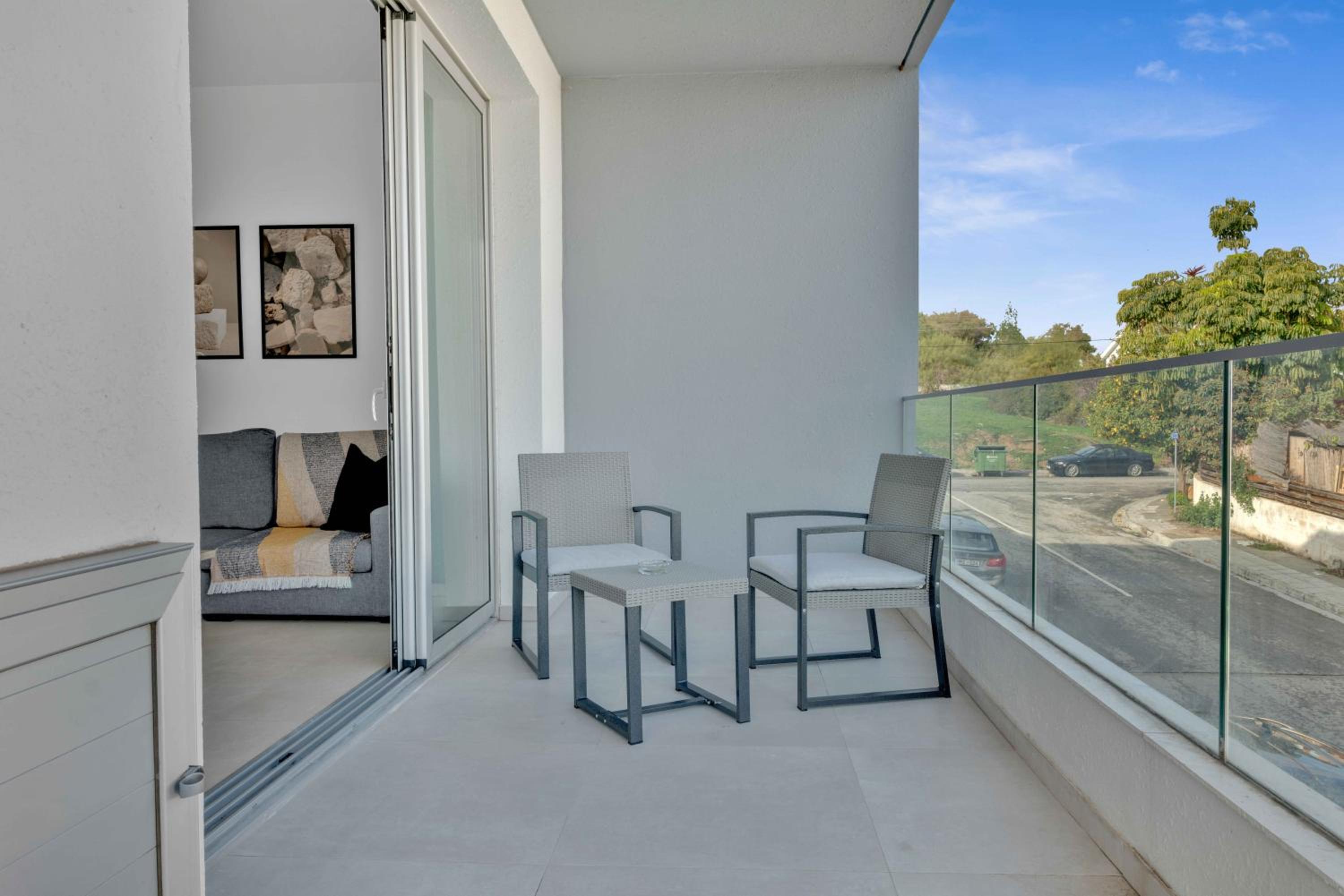 Phaedrus Living: Eolus Residences Artemis