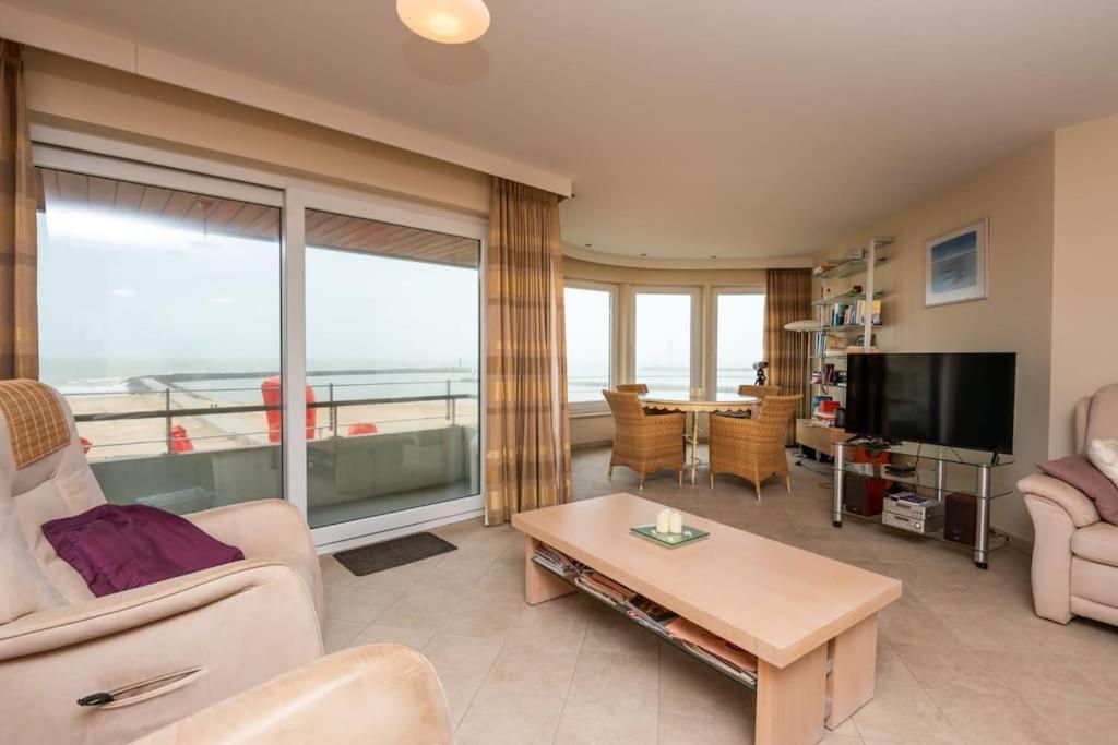 Marvelous apartment with a stunning view and garage