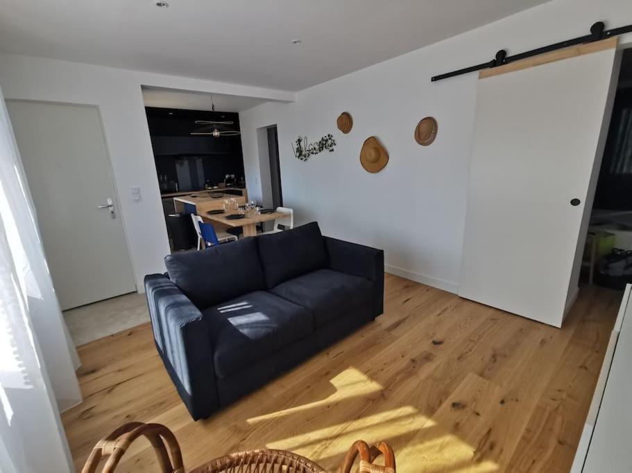 Dark blue Appartement 2 chambres climatisation parking 900m des remparts