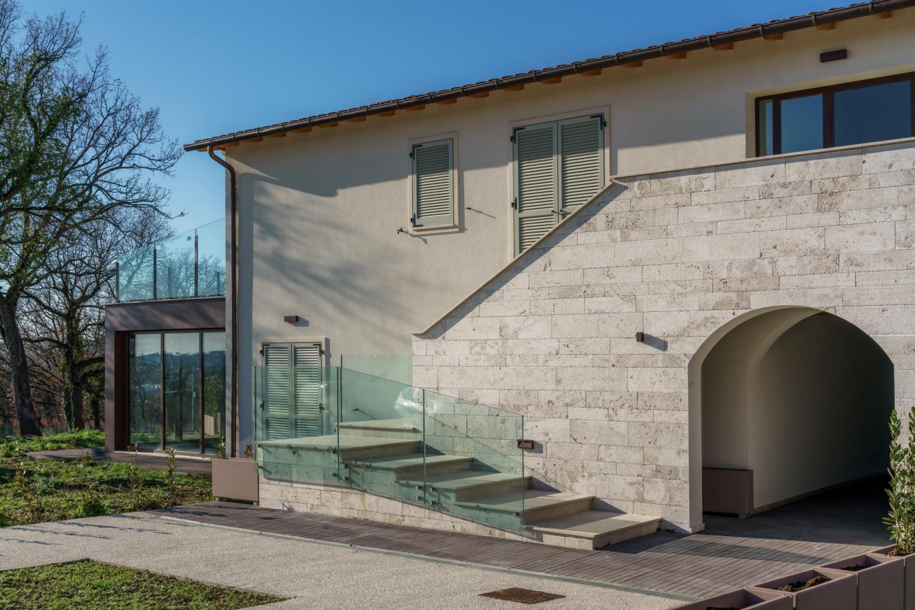 Baciucco Panorama Suite view 2