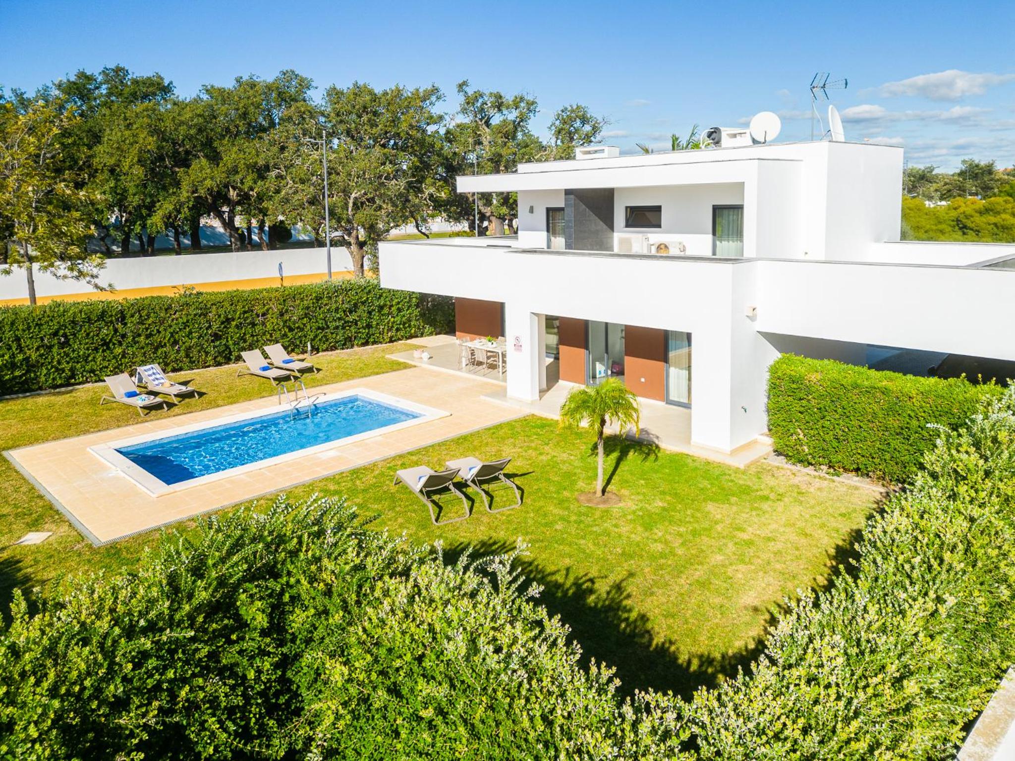 Villas Novochoro - Large Garden- Heatable Pool by DreamvillasAlbufeira view 5