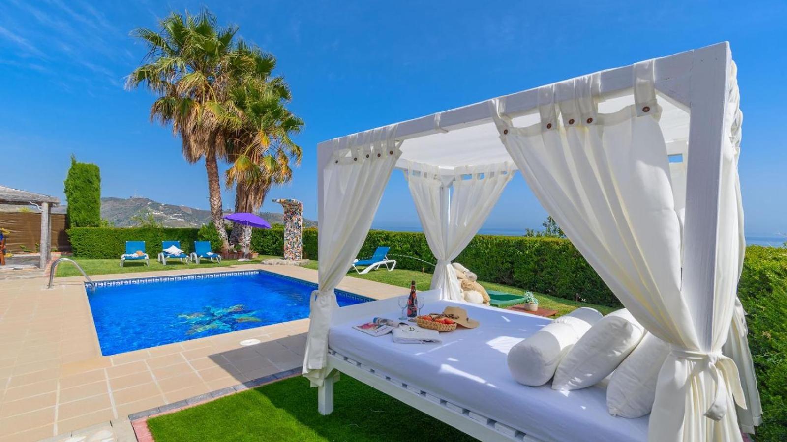 Villa Elvira Torrox by Ruralidays