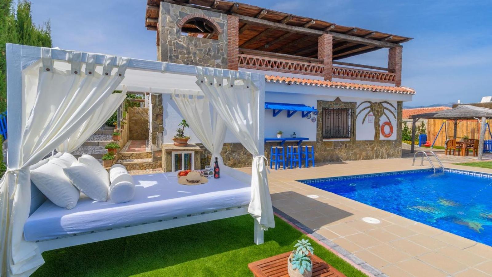 Villa Elvira Torrox by Ruralidays