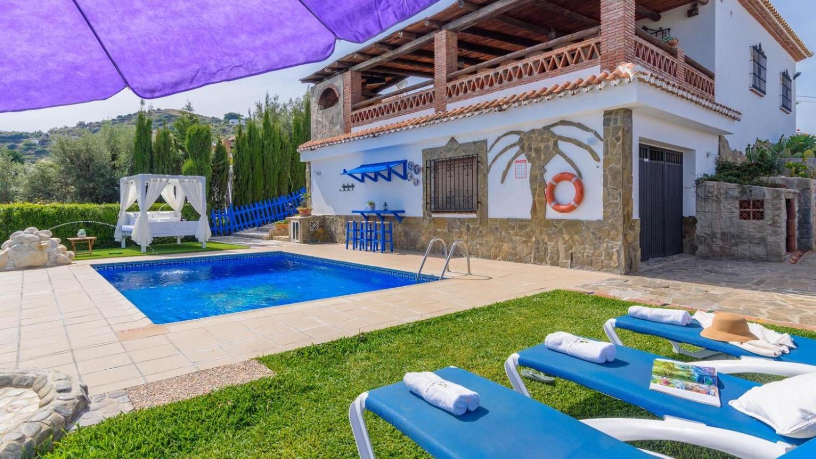 Villa Elvira Torrox by Ruralidays