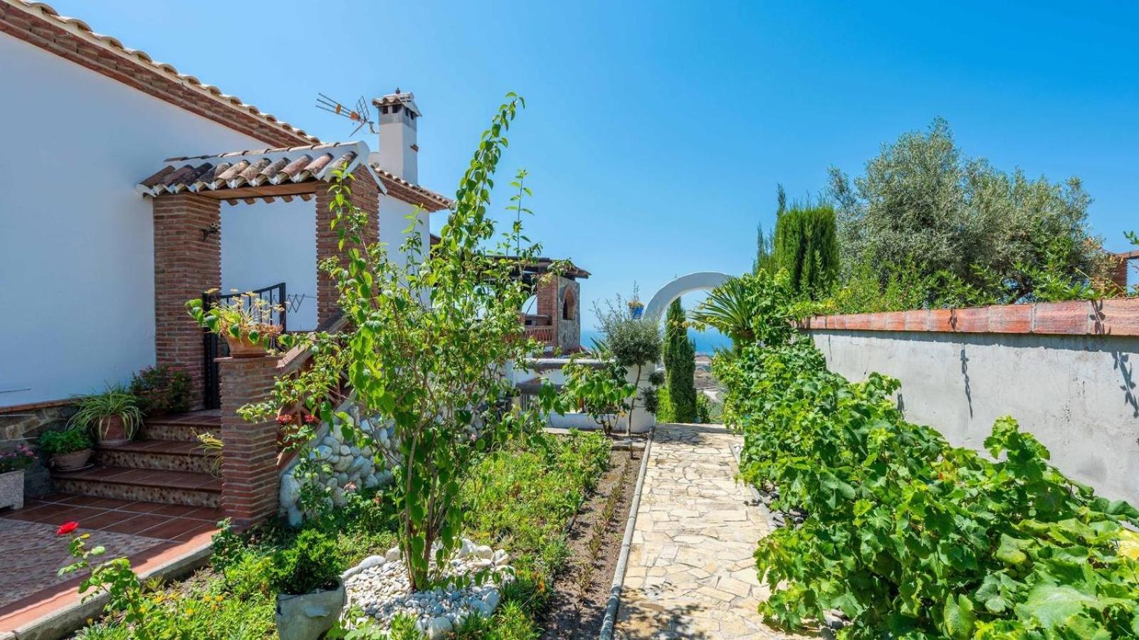 Villa Elvira Torrox by Ruralidays