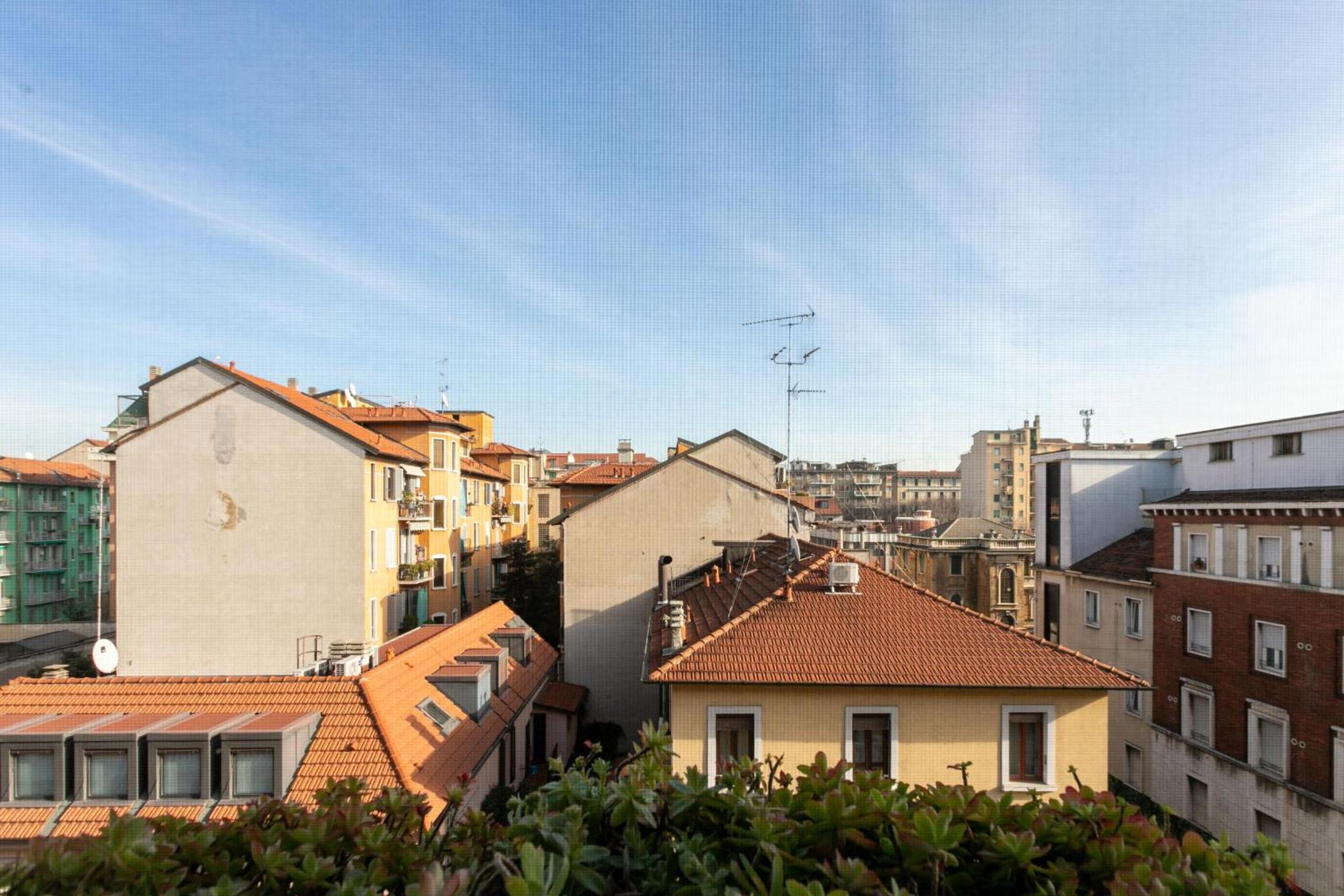Accademia Studio by Halldis