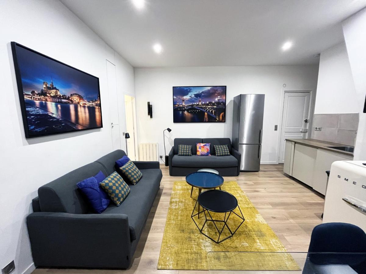 62-LUXURY FLAT CHAMPS ELYSEES (1G)