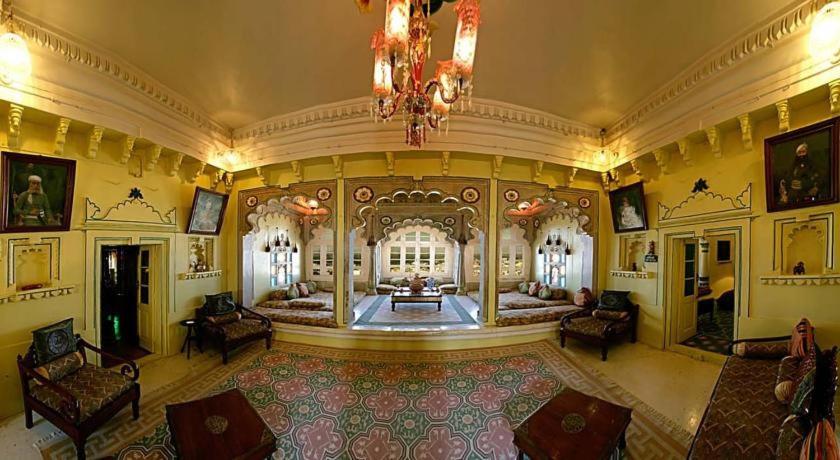 Deogarh Mahal