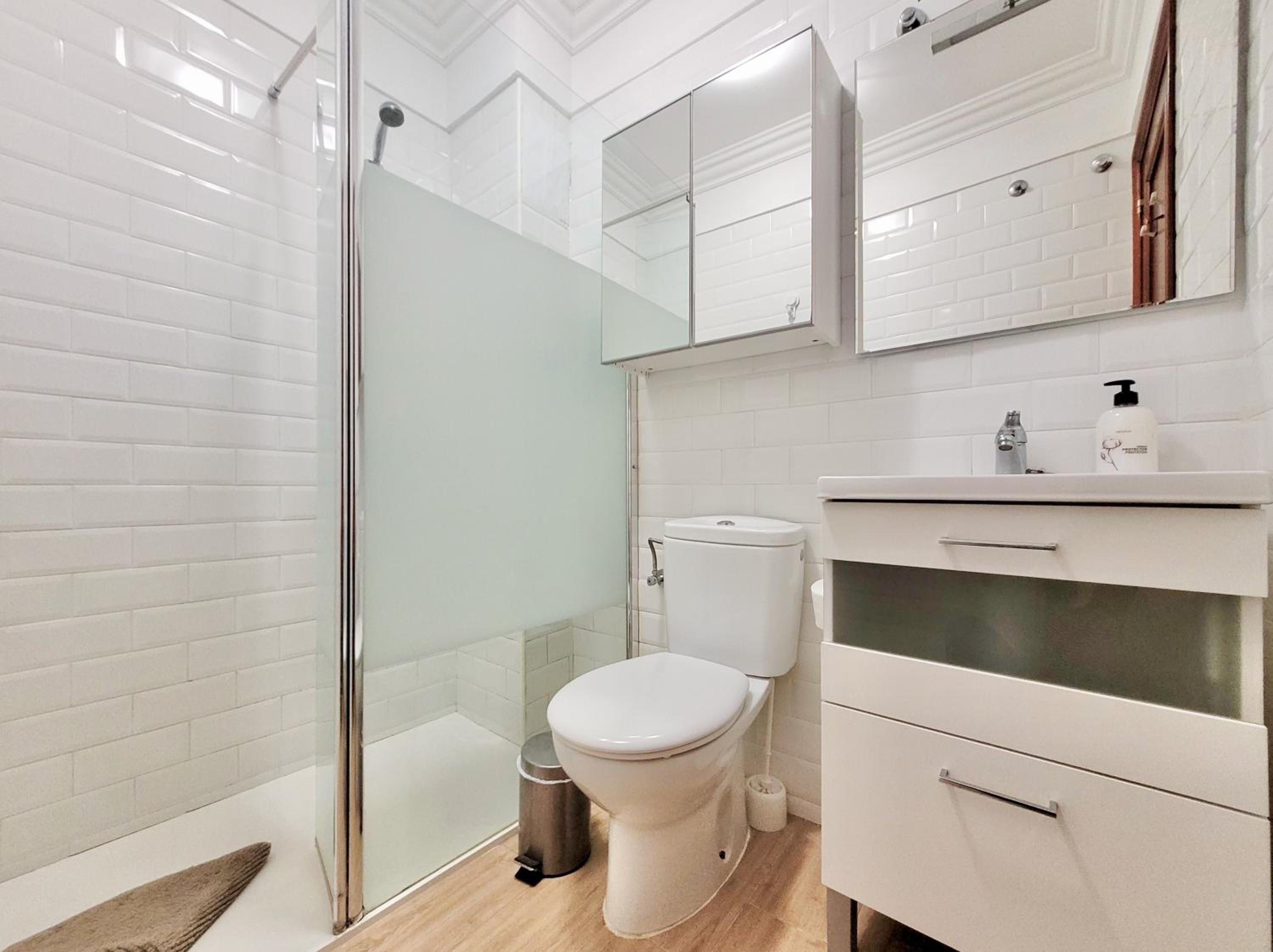 Miranda Apartment with FREE PARKING