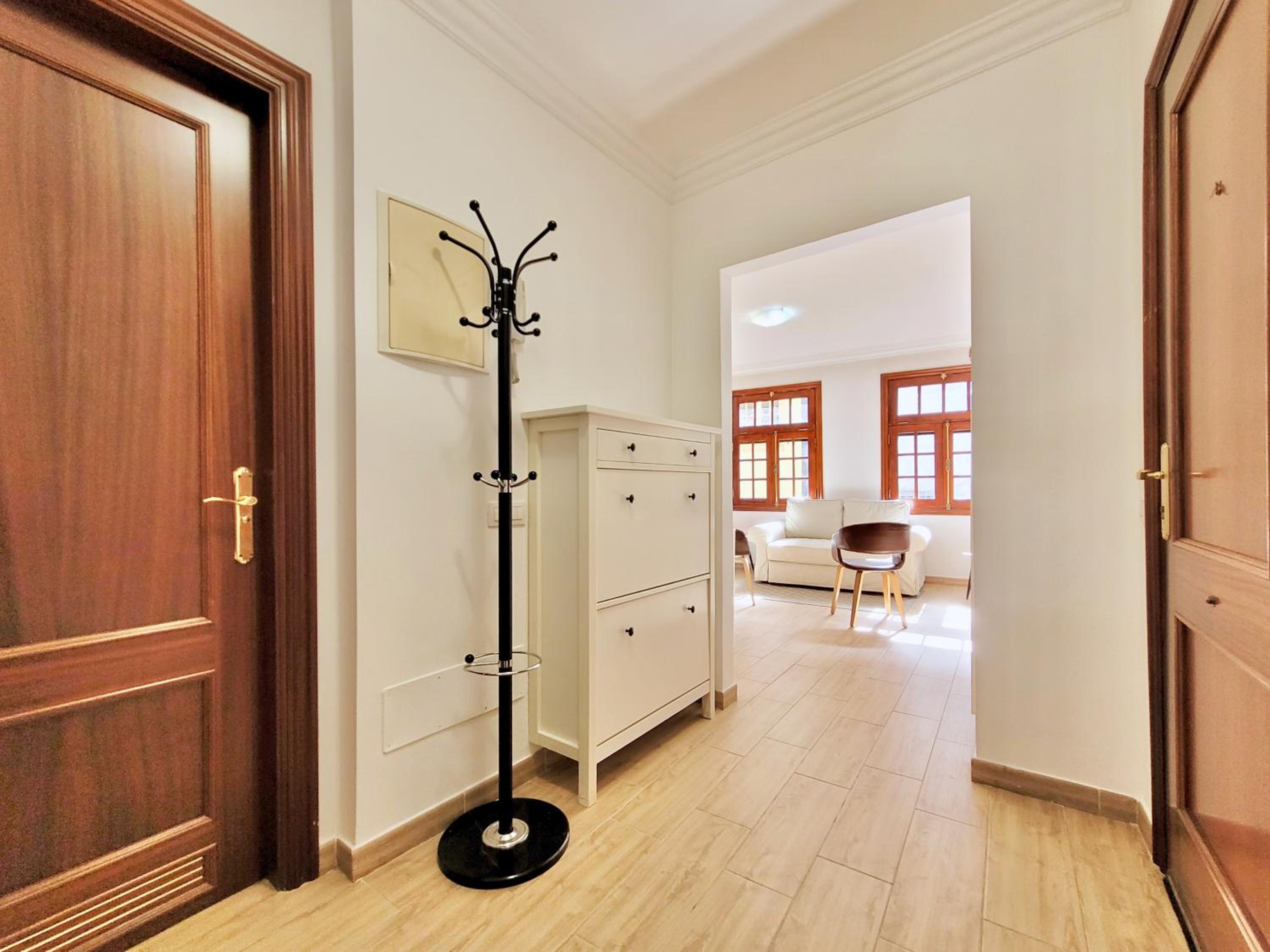 Miranda Apartment with FREE PARKING