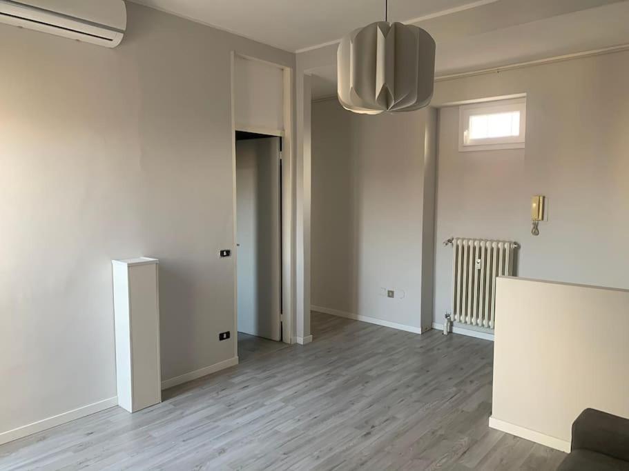 Milano Besana Rent House