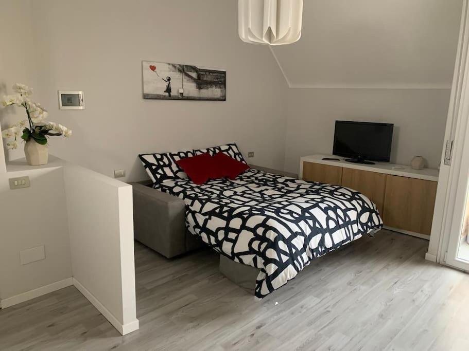 Milano Besana Rent House