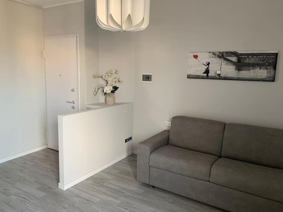 Milano Besana Rent House