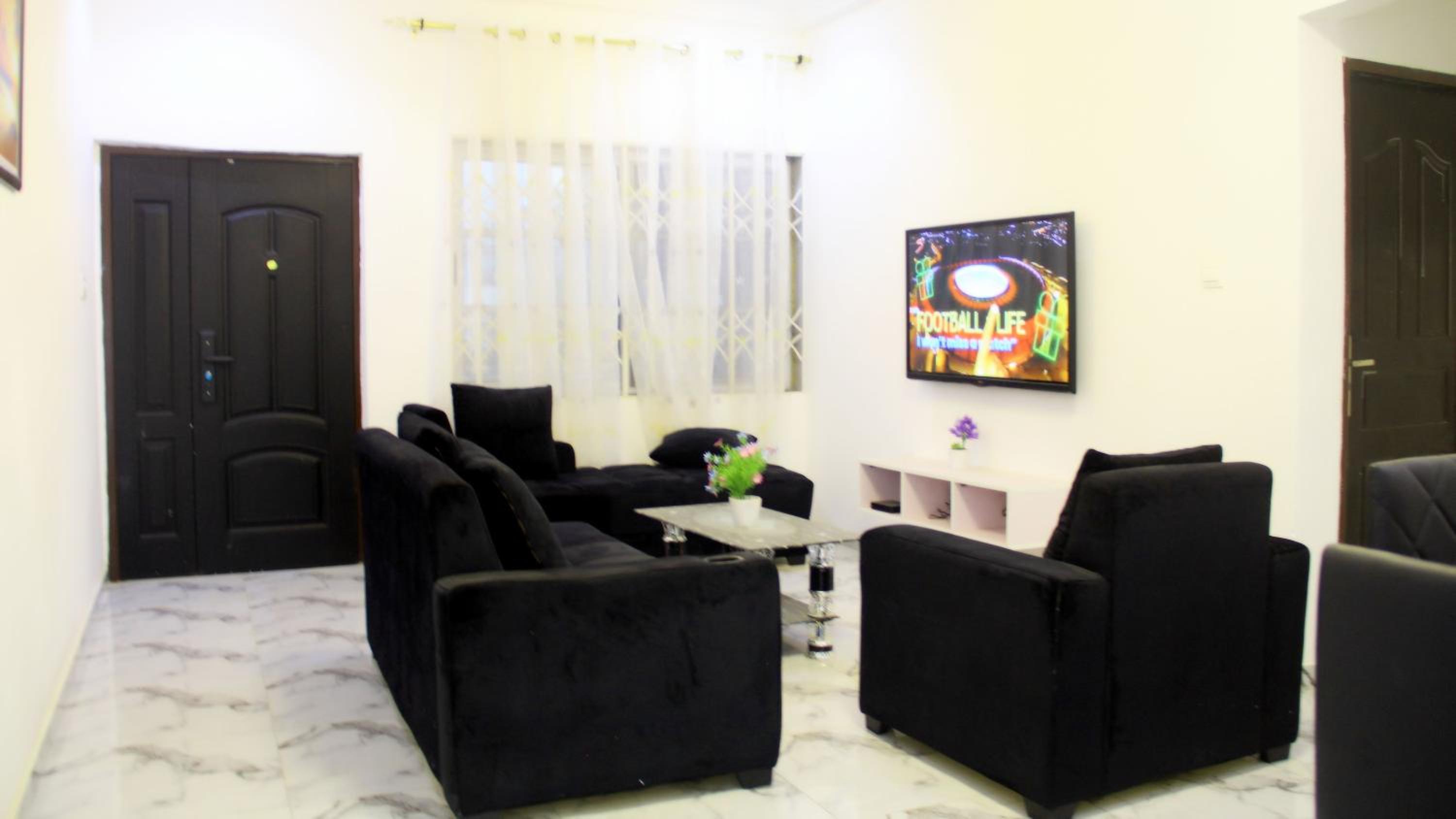 Tropical Oasis in Accra - 2 Bedroom Apartment view 2