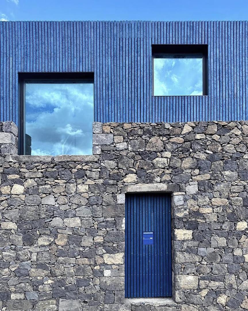 The Blue House Azores view 3