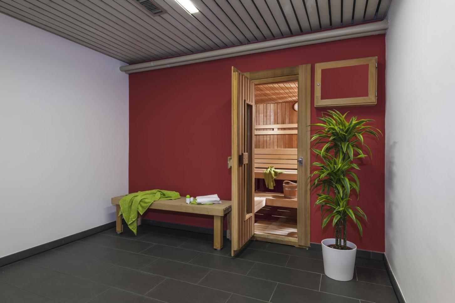 Sindelfingen Vacations - Hotel Berlin - Property Image 4