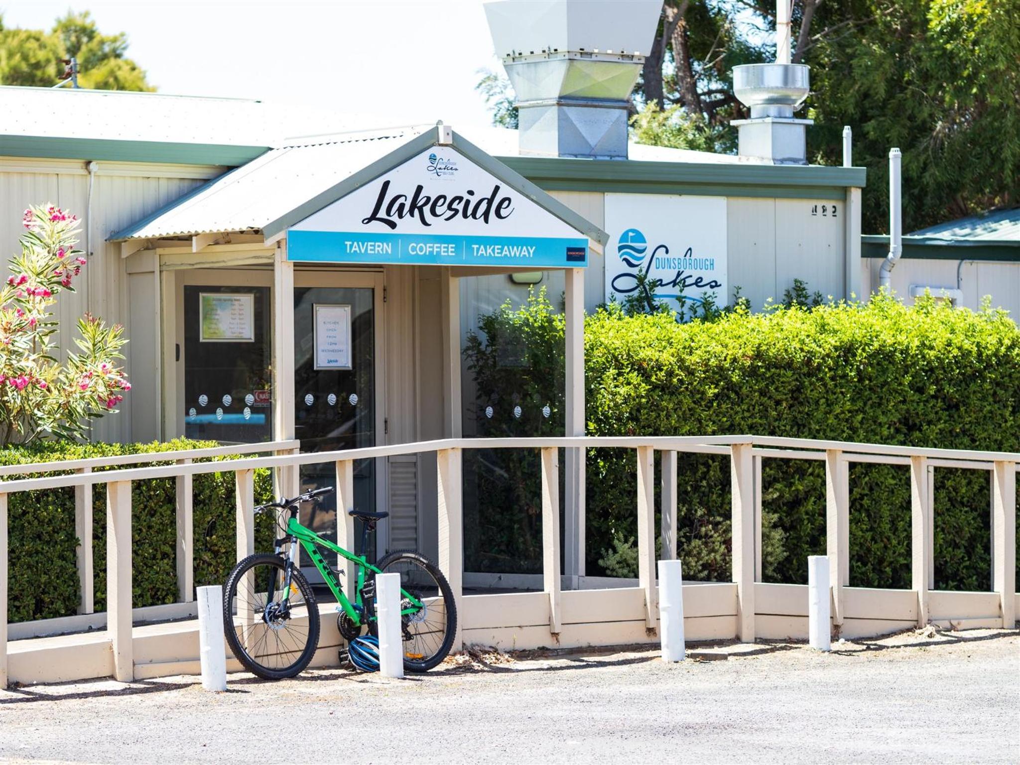 Solkis - Walk to Town, Next to Golf Course