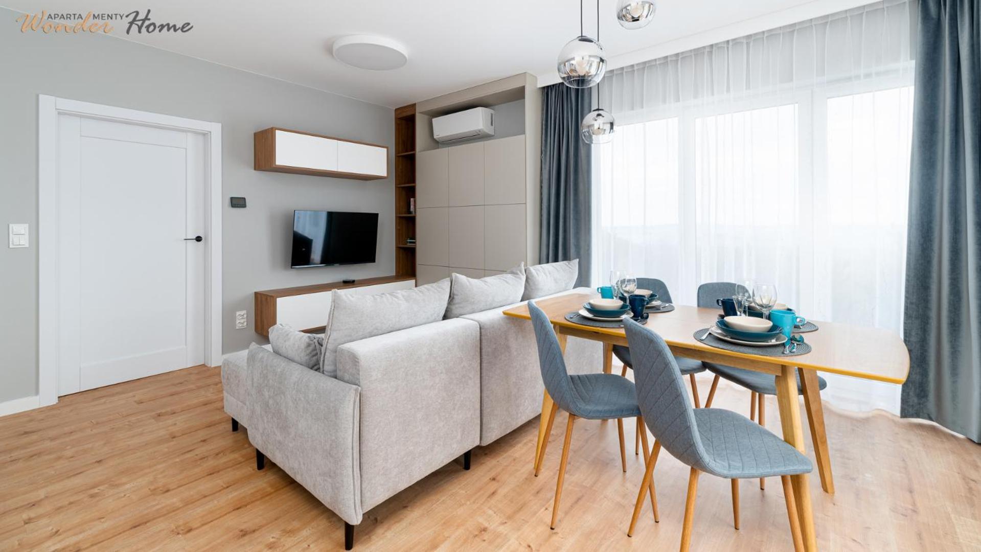 Wonder Home - Domki Hillside tuż przy stoku narciarskim - na terenie kompleksu plac zabaw i zewnętrzna siłownia, sklep, parking