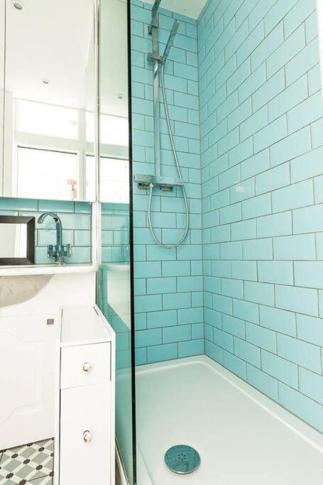 Central 1 BR Apartment *Zone 1* Elephant and Castle