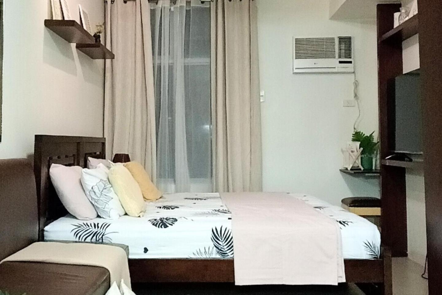Fully-furnished Condo Unit in Makati view 3