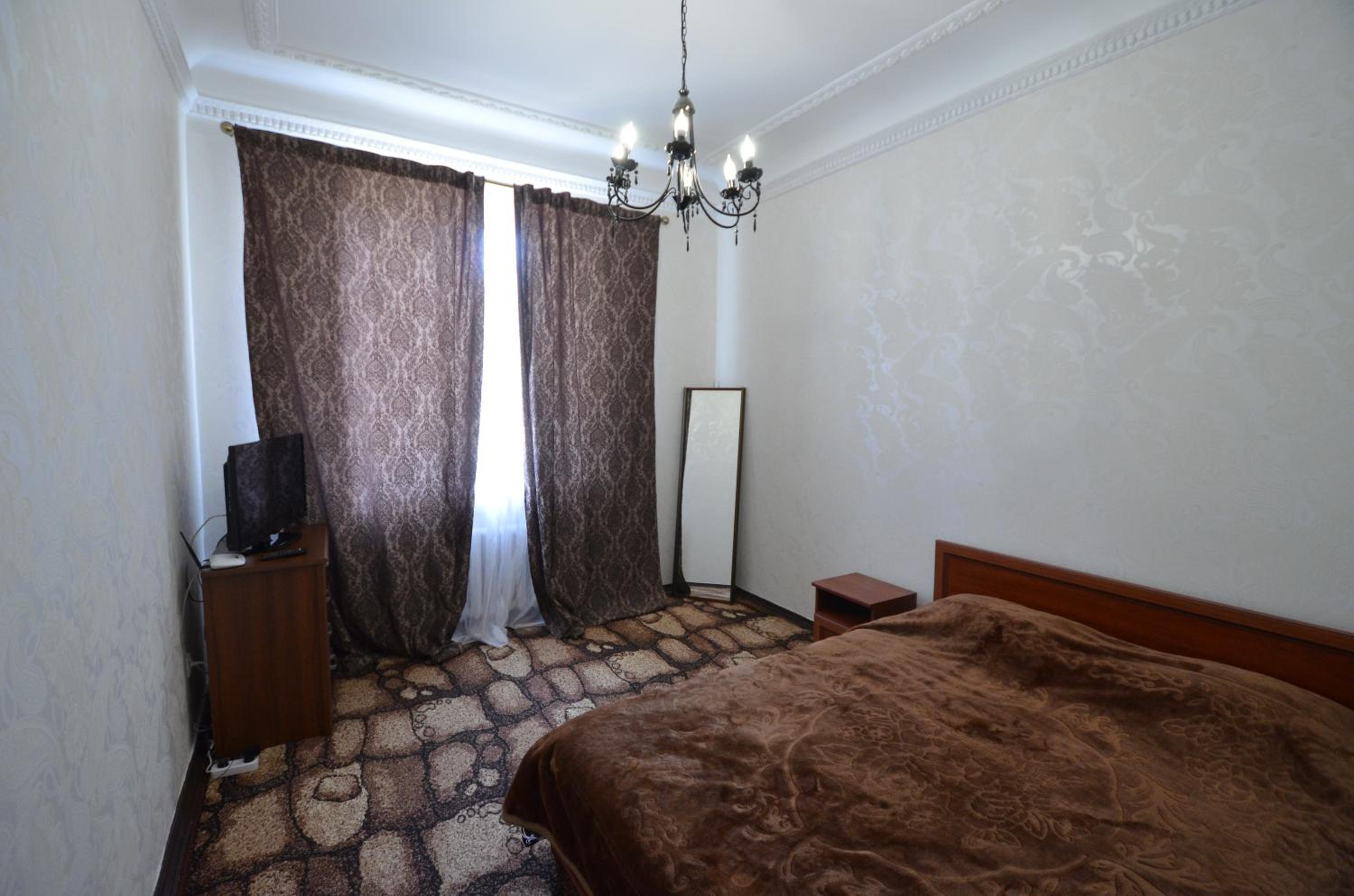 Apartments on Sobornaya Street near the waterfront view 4